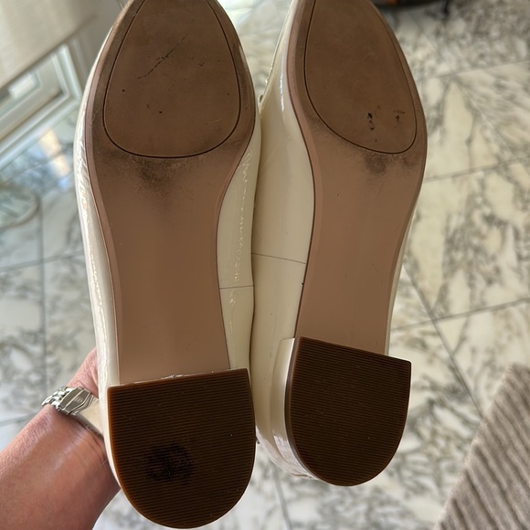 Halogen white patent with grommets flats size 11M - Picture 4 of 7